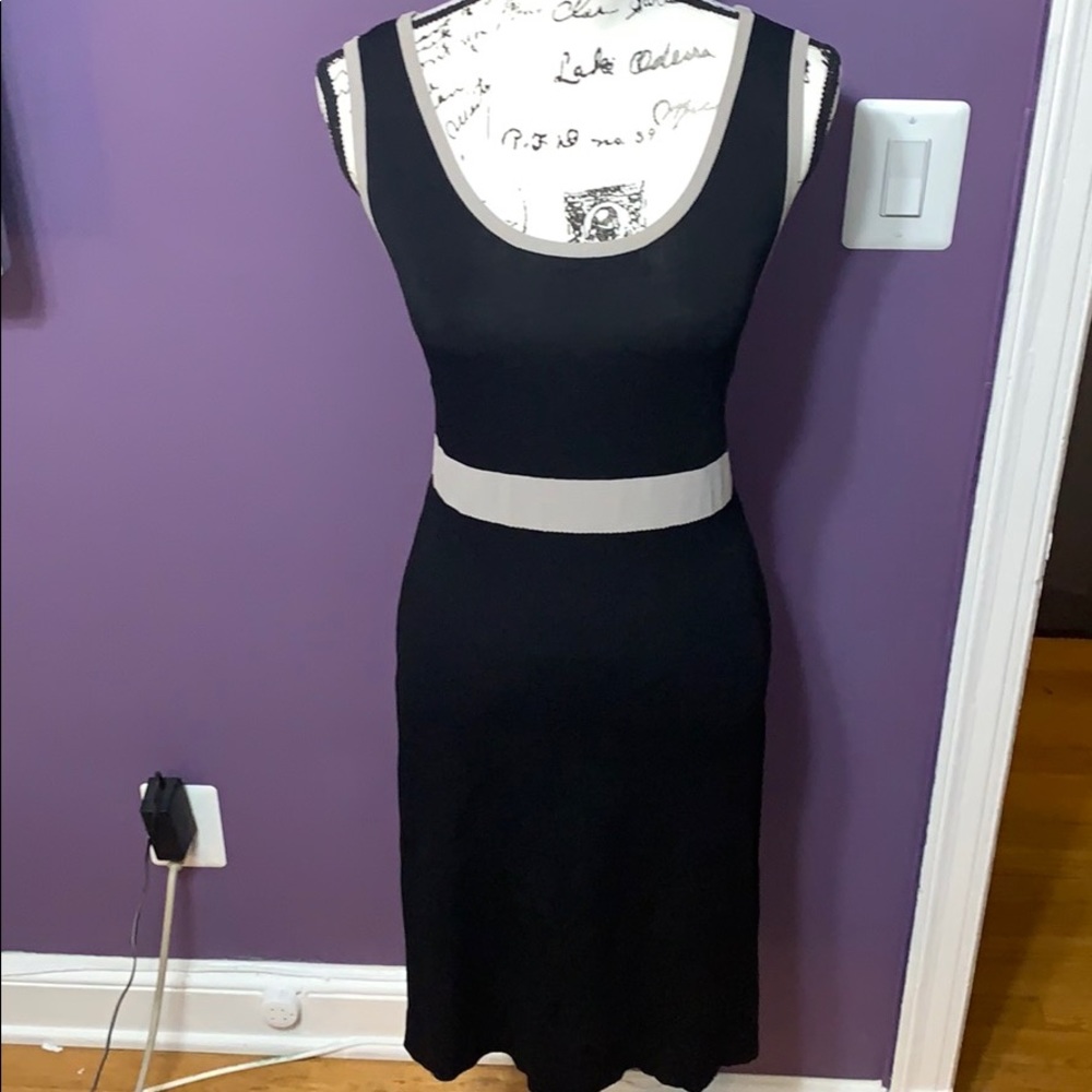 VINTAGE Adrienne Vittadini knit midi dress 👗